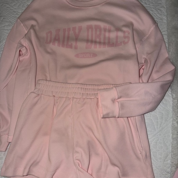 Daily Drills Tops - Daily Drills Pink Thermal Set